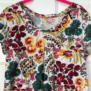 LOFT tee size medium